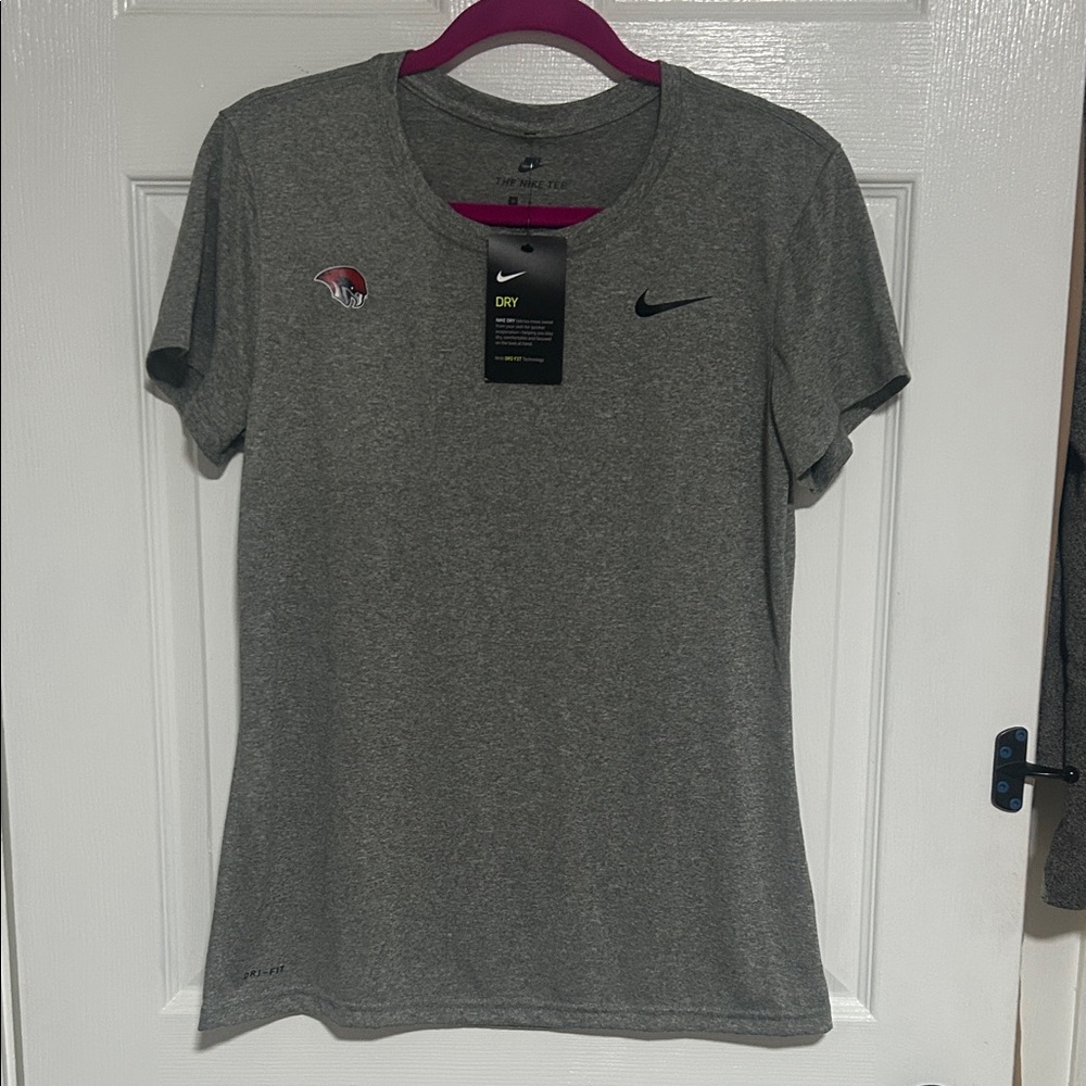 NWT Nike Women's Gray Dri-FIT Short Sleeve Tee